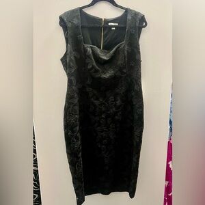 FINAL PRICE - NWT Calvin Klein formal dress🍉